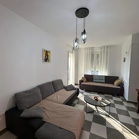 Rocks View 펜션 Durrës